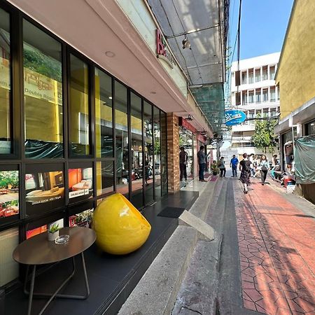 Bbhouse Phra Athit Hotel Bangkok Luaran gambar