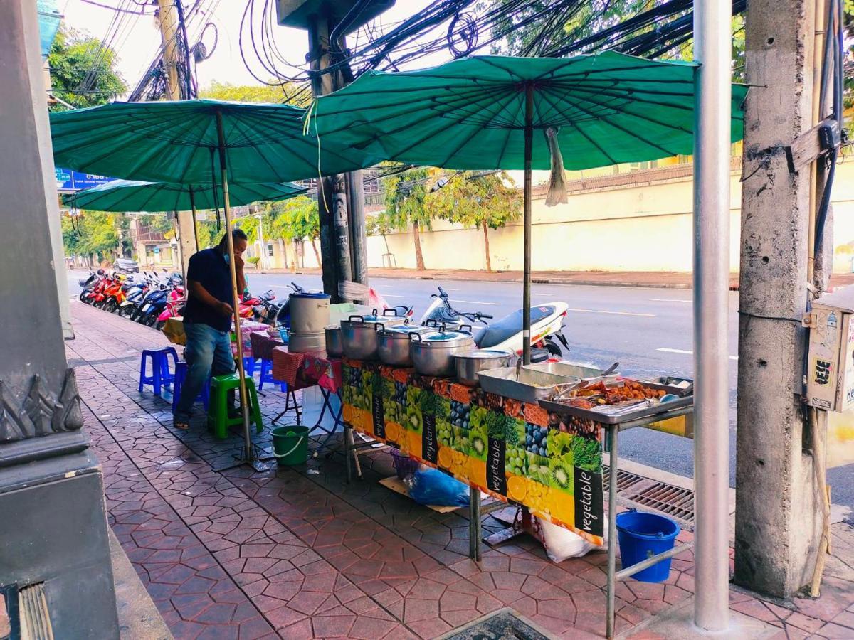 Bbhouse Phra Athit Hotel Bangkok Luaran gambar